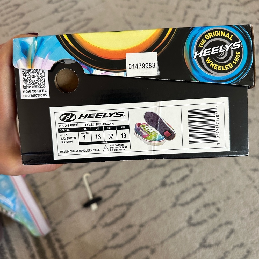 Heelys Kids Sneakers - Vibrant Green and Pink - Picture 4 of 4